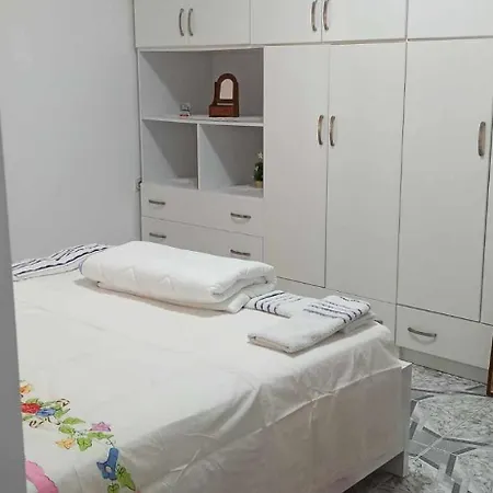 Erodita Altin Berat