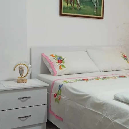 Apartament Erodita Altin