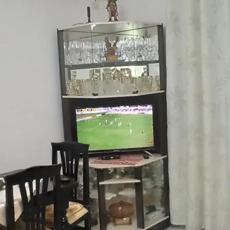 Erodita Altin Apartament *